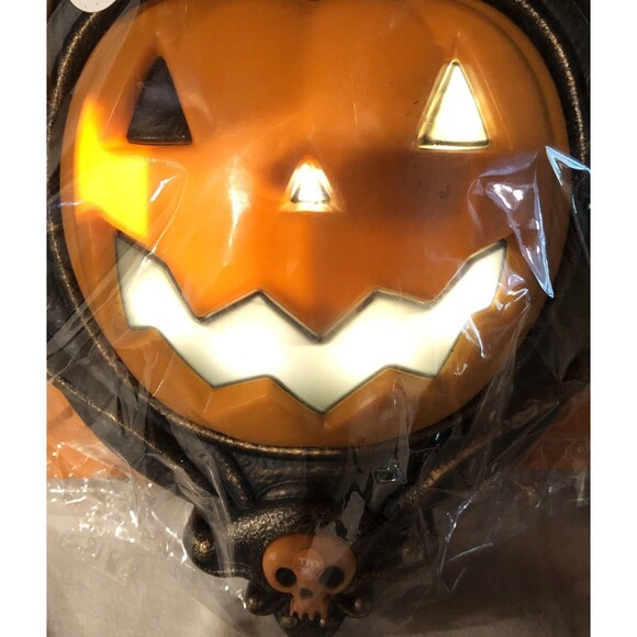 Hyde & Eek Sound Activated Pumpkin Doorbell Door Knocker Haunting Sounds READ - Picture 2 of 10